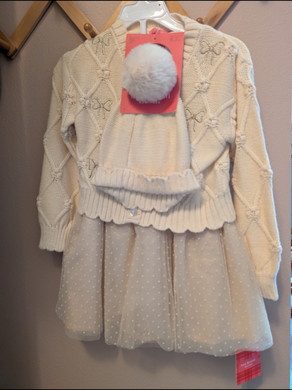 Isaac Mizrahi Cream Knit Sweater, Polka Dot Tulle Skirt, pom hat, NWT Size 4T